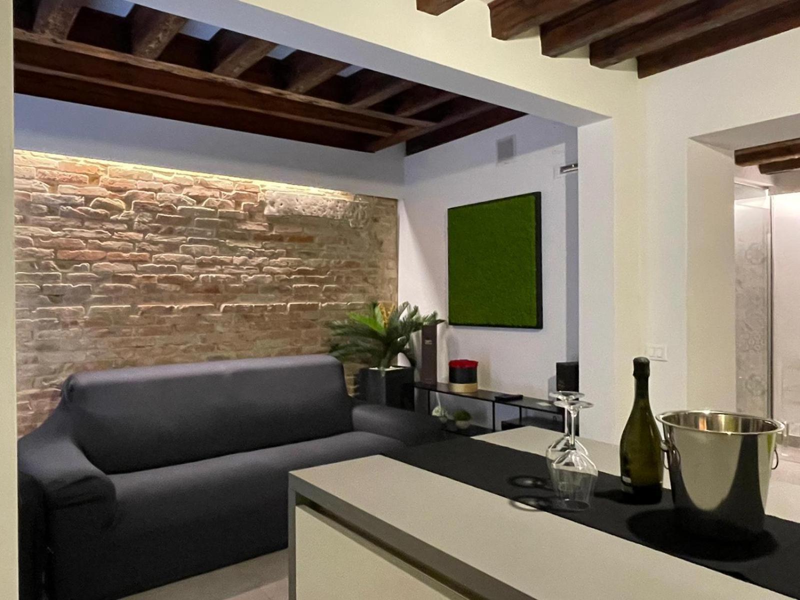 Veniceloft 5minutefromrialto 10minutefromsanmarco 5minitestationtrain Infrontofcad'oro Apartamento Venecia