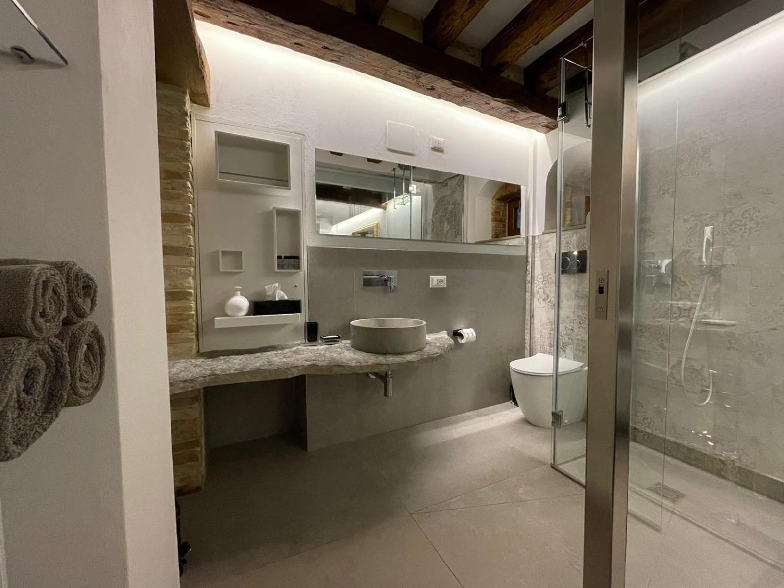 Apartamento Veniceloft 5minutefromrialto 10minutefromsanmarco 5minitestationtrain Infrontofcad'oro *